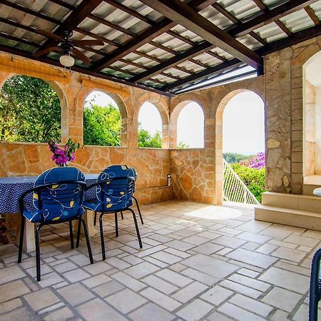 Beach House Splitska Ngoại thất bức ảnh